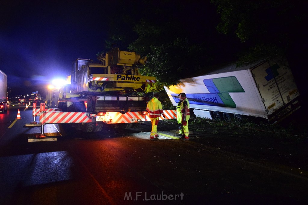 Schwerer VU A 3 Rich Oberhausen Hoehe AK Leverkusen P098.JPG - Miklos Laubert